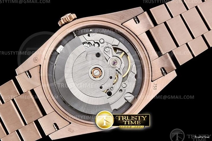 0322 RDD0219H – DayDate 36mm ComfortFit 694